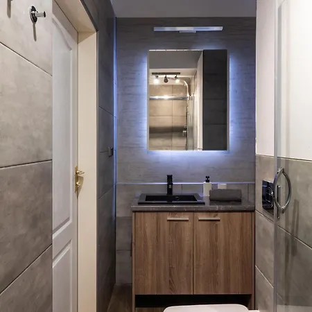 Prestigious Main Square