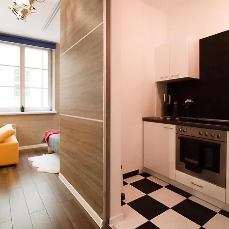 Prestigious Main Square Apartament *