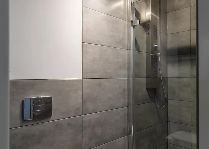 Prestigious Main Square Appartement *